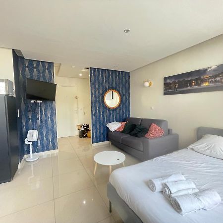 Plantiere - Studio Centre Quartier Queuleu - 2 Personnes Apartment Metz Bagian luar foto