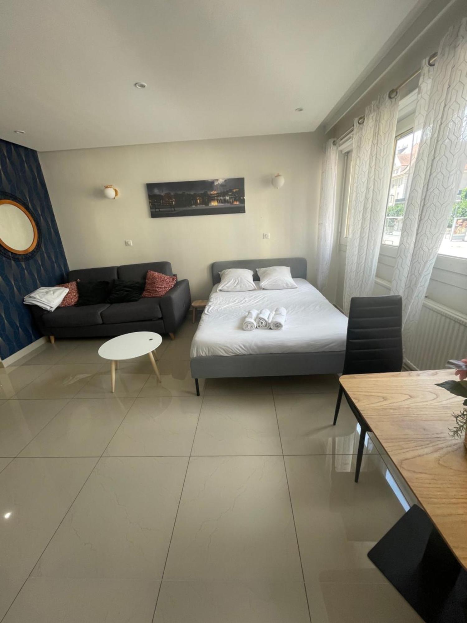 Plantiere - Studio Centre Quartier Queuleu - 2 Personnes Apartment Metz Bagian luar foto