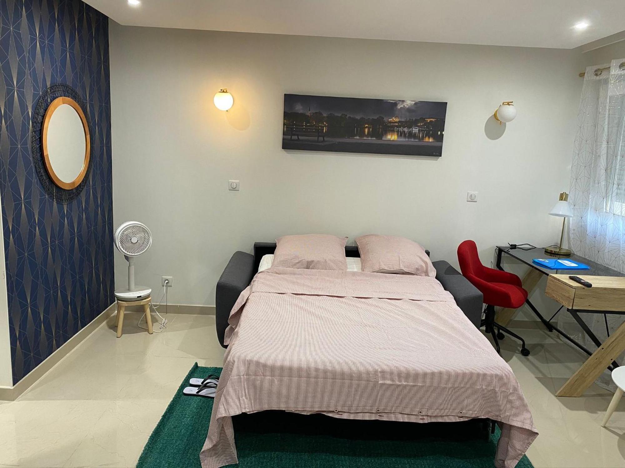Plantiere - Studio Centre Quartier Queuleu - 2 Personnes Apartment Metz Bagian luar foto